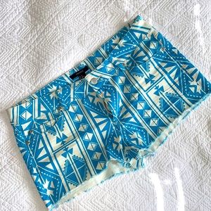 Forever 21 shorts size 29 fits like a 10/12